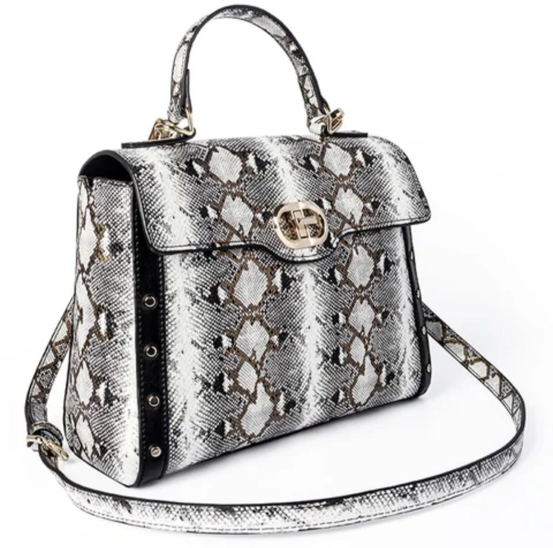 Muse&Manor Luxury Snakeskin Print Flap Handbag – Statement Top-Handle Crossbody